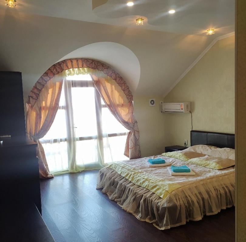 Kristall Hotel بوستيري المظهر الخارجي الصورة