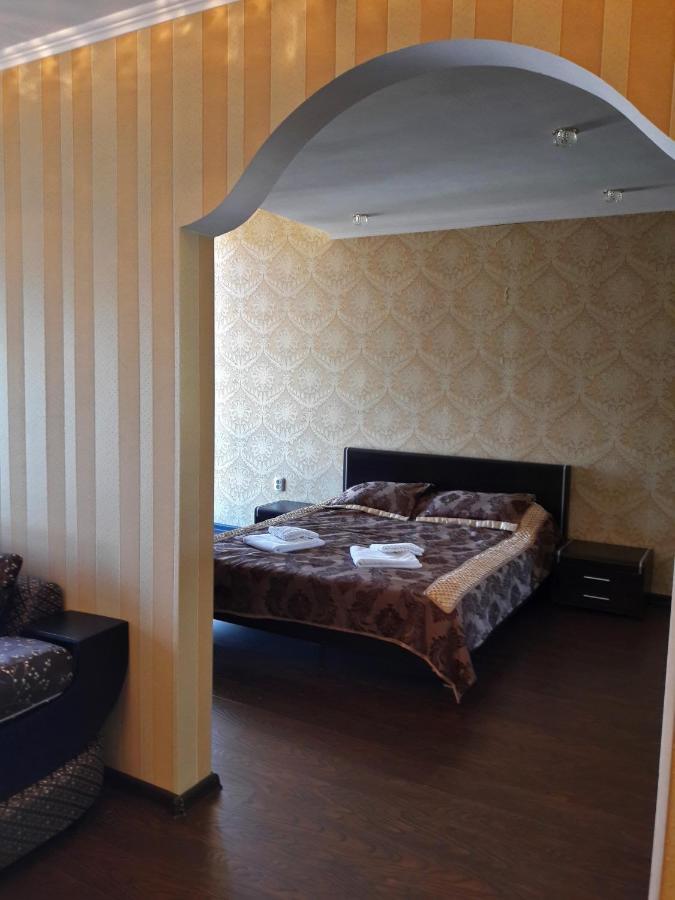 Kristall Hotel بوستيري المظهر الخارجي الصورة